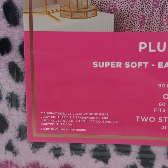 Juicy Couture Queen Plush Sheet Set Leopard & Logo Crown Print Purple Pink - Picture 7 of 10
